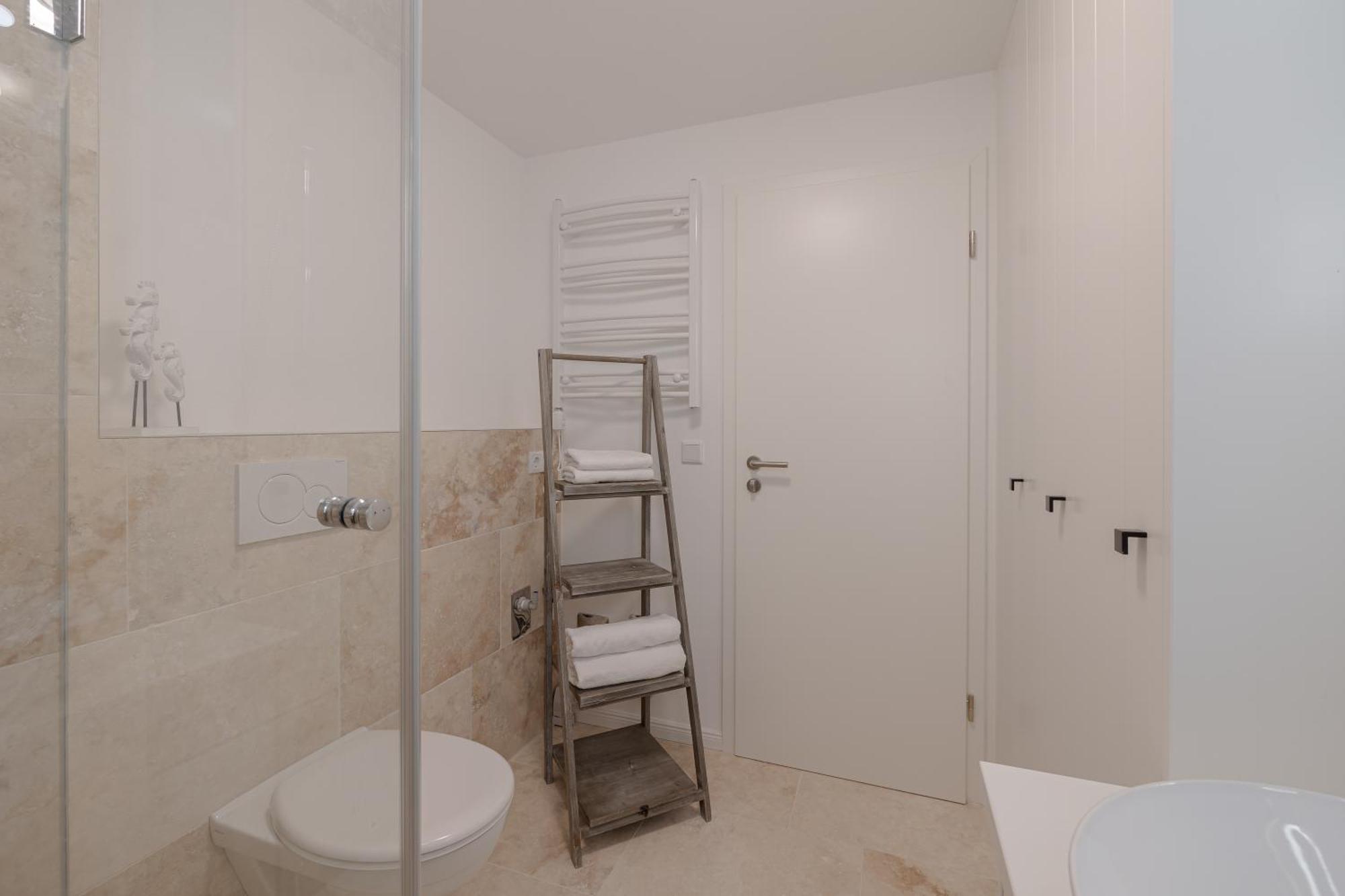 Baileys Hues Apartment
